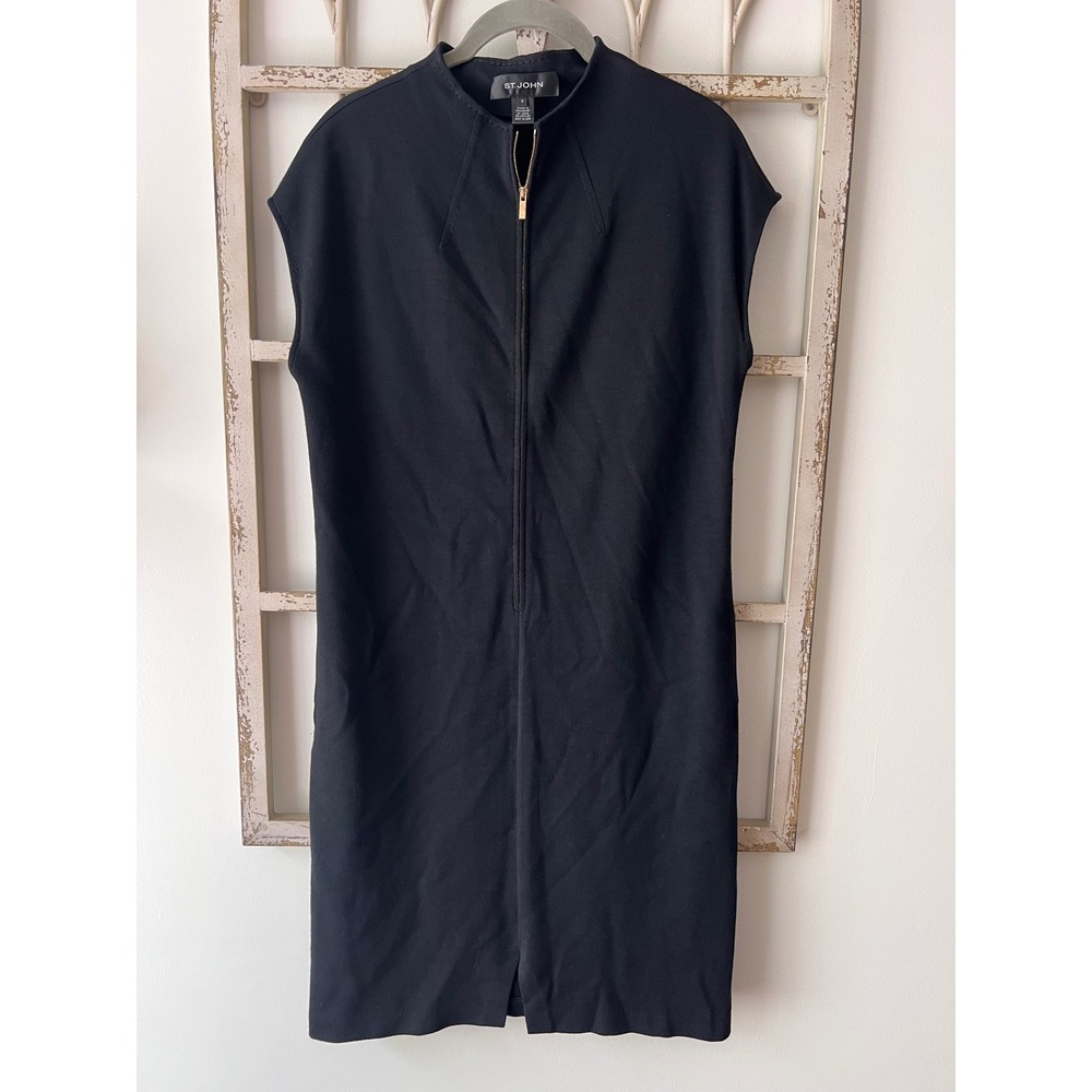 St. John Black Wool Blend Mock Neck Front Zip Shift Dress Size 8 Gold Hardware